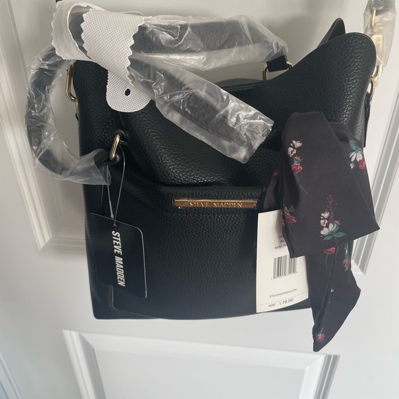 Steve Madden Trevor Work Tote Bag - Picture 6 of 7